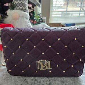 Badgley Mischka Elegant Quilted Bag with Round Studs Gold Chain.